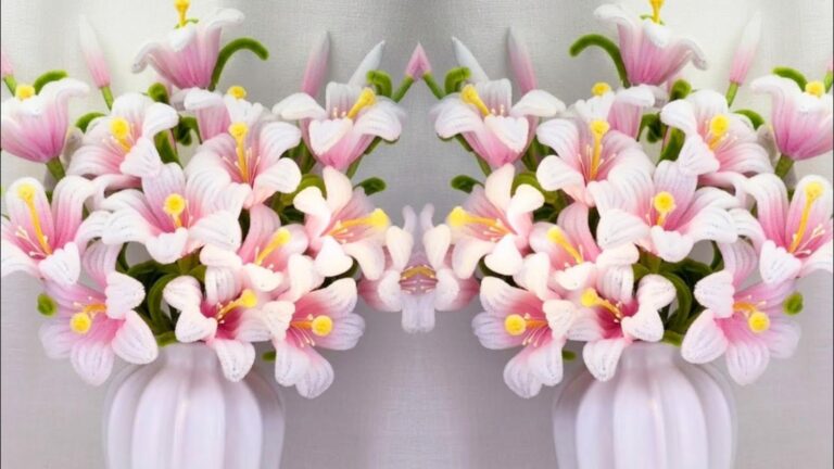 Cette astuce surprenante transforme des chenilles en fleurs éblouissantes pour décorer votre table…