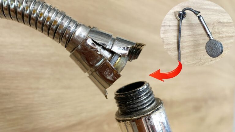 Réparez votre douche en 3 étapes simples avec des tuyaux en PVC !