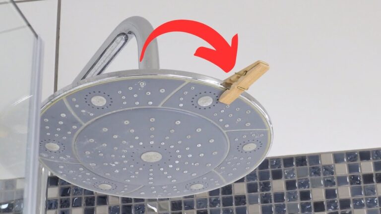 Accrochez une pince en bois dans votre douche pour un effet surprenant !