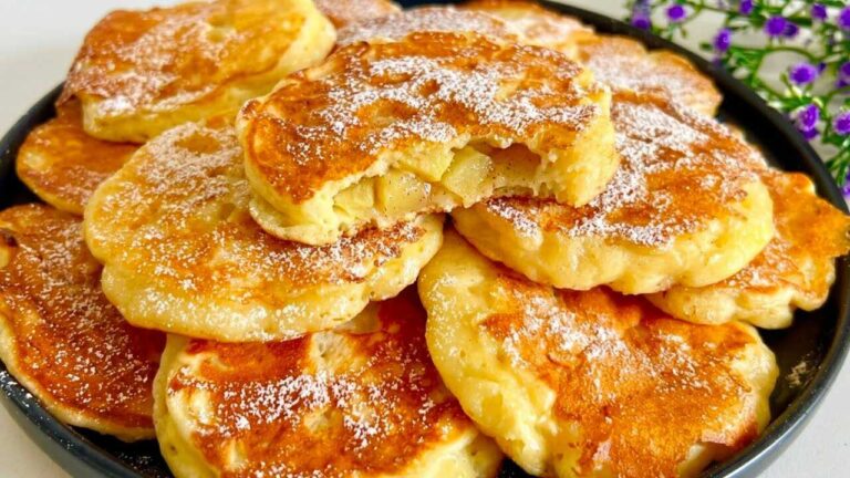 Prenez 2 pommes et du yaourt et préparez ce dessert en 5 minutes ! Pas besoin de four.